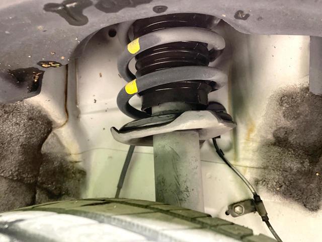 タントエグゼ カスタムX 禁煙車 ナビ スマートキー HIDヘッド 純正14インチアルミ オートエアコン CD DVD再生 プライバシーガラス 盗難防止(20枚目)