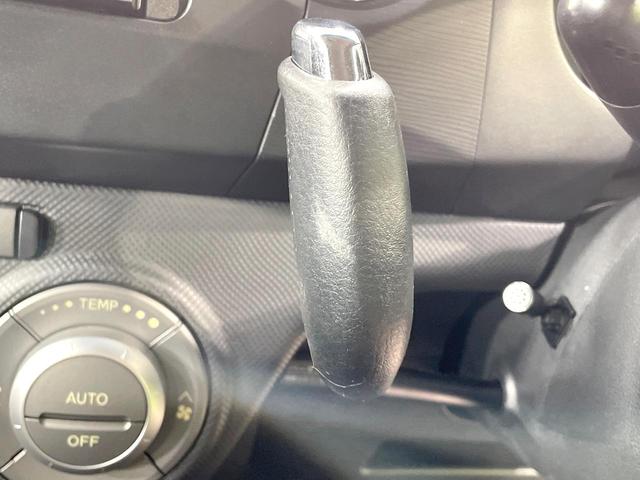 タントエグゼ カスタムX 禁煙車 ナビ スマートキー HIDヘッド 純正14インチアルミ オートエアコン CD DVD再生 プライバシーガラス 盗難防止(28枚目)