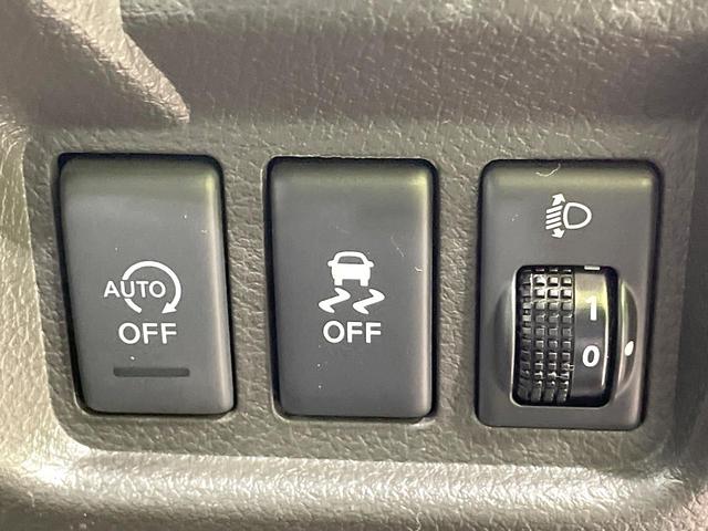 キューブ 15X 禁煙車 純正ナビ バックカメラ スマートキー ビルトインETC Bluetooth CD DVD再生 フルセグ プライバシーガラス 盗難防止装置(26枚目)