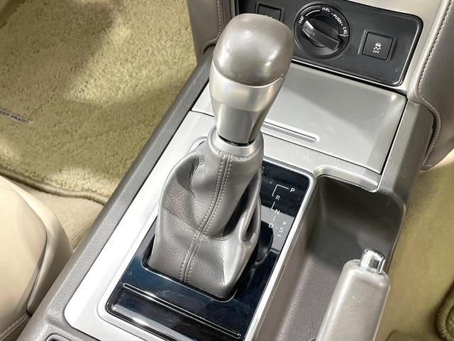 ランドクルーザープラド TX Lパッケージ マットブラックエディション 4WD 禁煙車 サンルーフ メーカー9型ナビ 全周囲カメラ シートベンチレーション ベージュ革シート 7人乗 ルーフレール LEDヘッド オートマチックハイビーム ETC(34枚目)