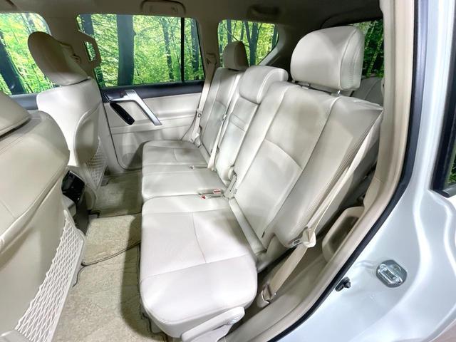 ランドクルーザープラド TX Lパッケージ マットブラックエディション 4WD 禁煙車 サンルーフ メーカー9型ナビ 全周囲カメラ シートベンチレーション ベージュ革シート 7人乗 ルーフレール LEDヘッド オートマチックハイビーム ETC(51枚目)