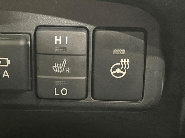 シエンタ G クエロ 禁煙車 TRDエアロ ナビ 全周囲カメラ 両側電動ドア ハーフレザーシート シートヒーター ステアリングヒーター クリアランスソナー LEDヘッド 純正OP16インチアルミ(7枚目)