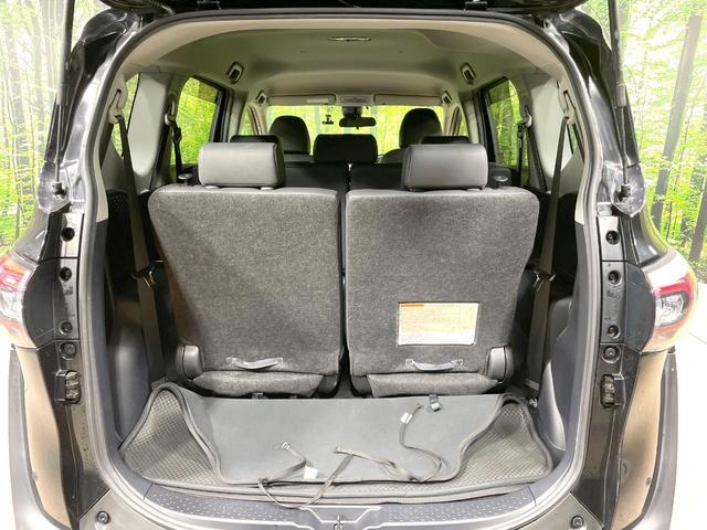 シエンタ G クエロ 禁煙車 TRDエアロ ナビ 全周囲カメラ 両側電動ドア ハーフレザーシート シートヒーター ステアリングヒーター クリアランスソナー LEDヘッド 純正OP16インチアルミ(11枚目)