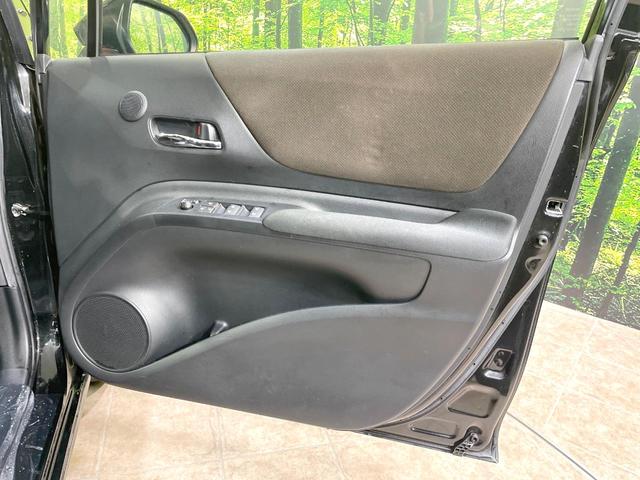 シエンタ G クエロ 禁煙車 TRDエアロ ナビ 全周囲カメラ 両側電動ドア ハーフレザーシート シートヒーター ステアリングヒーター クリアランスソナー LEDヘッド 純正OP16インチアルミ(33枚目)