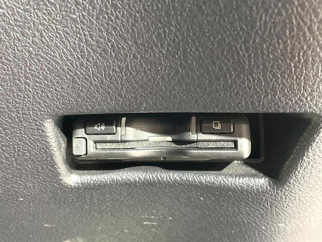 シエンタ G クエロ 禁煙車 TRDエアロ ナビ 全周囲カメラ 両側電動ドア ハーフレザーシート シートヒーター ステアリングヒーター クリアランスソナー LEDヘッド 純正OP16インチアルミ(40枚目)