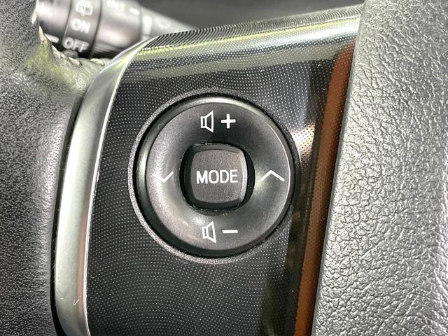 シエンタ G クエロ 禁煙車 TRDエアロ ナビ 全周囲カメラ 両側電動ドア ハーフレザーシート シートヒーター ステアリングヒーター クリアランスソナー LEDヘッド 純正OP16インチアルミ(44枚目)