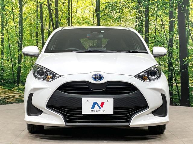 ヤリス ハイブリッドＸ　禁煙車　トヨタセーフティーセンス　純正ディスプレイオーディオ　バックカメラ　Ｂｌｕｅｔｏｏｔｈ　オートマチックハイビーム　レーダークルーズコントロール　ＥＴＣ（14枚目）