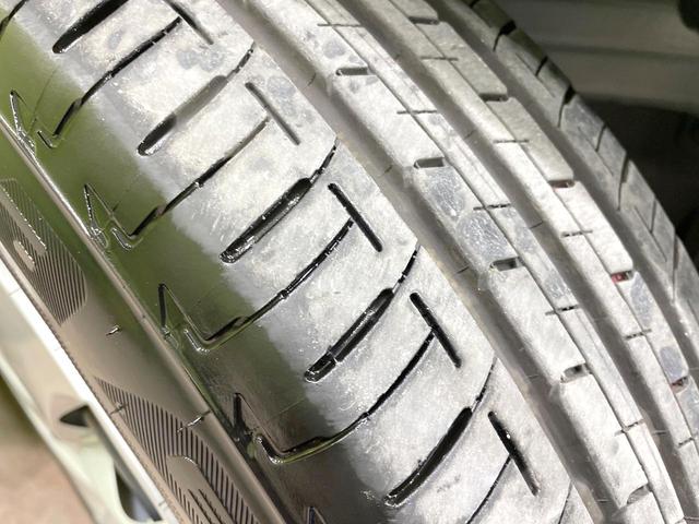 ヤリス ハイブリッドＸ　禁煙車　トヨタセーフティーセンス　純正ディスプレイオーディオ　バックカメラ　Ｂｌｕｅｔｏｏｔｈ　オートマチックハイビーム　レーダークルーズコントロール　ＥＴＣ（22枚目）