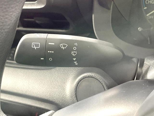 ヤリス ハイブリッドＸ　禁煙車　トヨタセーフティーセンス　純正ディスプレイオーディオ　バックカメラ　Ｂｌｕｅｔｏｏｔｈ　オートマチックハイビーム　レーダークルーズコントロール　ＥＴＣ（30枚目）