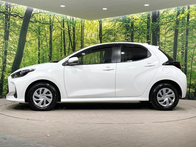 ヤリス ハイブリッドＸ　禁煙車　トヨタセーフティーセンス　純正ディスプレイオーディオ　バックカメラ　Ｂｌｕｅｔｏｏｔｈ　オートマチックハイビーム　レーダークルーズコントロール　ＥＴＣ（40枚目）