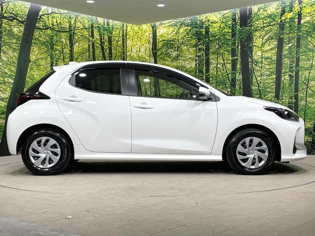 ヤリス ハイブリッドＸ　禁煙車　トヨタセーフティーセンス　純正ディスプレイオーディオ　バックカメラ　Ｂｌｕｅｔｏｏｔｈ　オートマチックハイビーム　レーダークルーズコントロール　ＥＴＣ（42枚目）