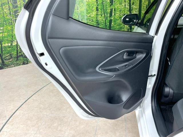 ヤリス ハイブリッドＸ　禁煙車　トヨタセーフティーセンス　純正ディスプレイオーディオ　バックカメラ　Ｂｌｕｅｔｏｏｔｈ　オートマチックハイビーム　レーダークルーズコントロール　ＥＴＣ（48枚目）