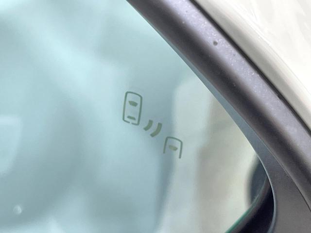 シエンタ Ｚ　禁煙車　両側電動スライドドア　トヨタセーフティセンス　純正１０型ナビ　レーダークルーズ　バックカメラ　ＥＴＣ　Ｂｌｕｅｔｏｏｔｈ　ＬＥＤヘッド　ブラインドスポットモニター（7枚目）