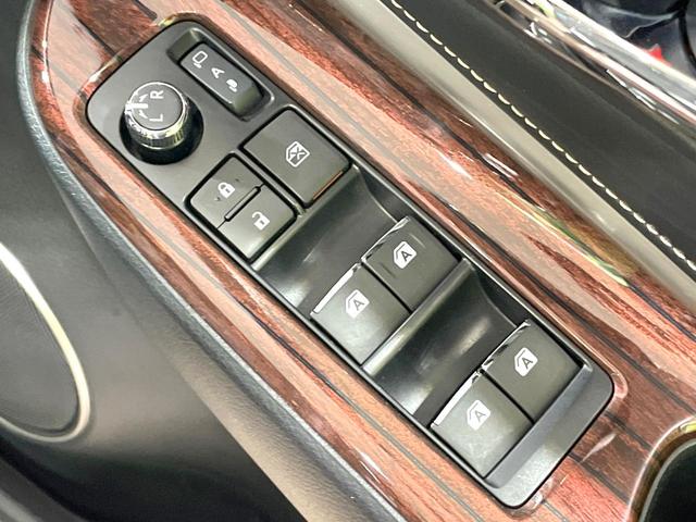 ハリアー プレミアム 禁煙車 純正9型ナビ バックカメラ クルーズコントロール LEDヘッド オートハイビーム ハーフレザーシート ウッドコンビハンドル 純正18インチアルミ 電動リアゲート(24枚目)