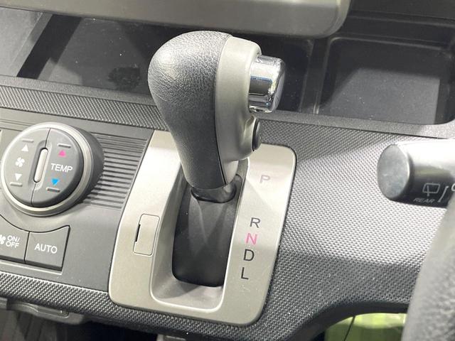 フリード G ジャストセレクション 電動スライドドア 純正SDナビ バックカメラ 禁煙車 ドラレコ スマートキー HIDヘッド ビルトインETC オートエアコン Bluetooth CD DVD再生 フルセグTV(26枚目)