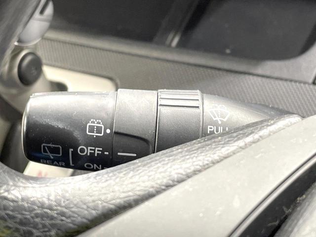 フリード G ジャストセレクション 電動スライドドア 純正SDナビ バックカメラ 禁煙車 ドラレコ スマートキー HIDヘッド ビルトインETC オートエアコン Bluetooth CD DVD再生 フルセグTV(27枚目)