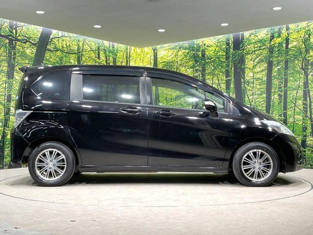 フリード G ジャストセレクション 電動スライドドア 純正SDナビ バックカメラ 禁煙車 ドラレコ スマートキー HIDヘッド ビルトインETC オートエアコン Bluetooth CD DVD再生 フルセグTV(44枚目)