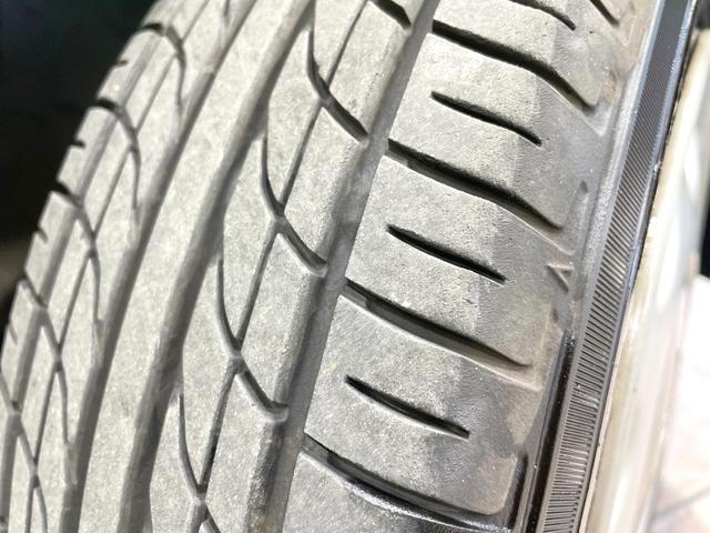 ミラココア ココアプラスＸ　禁煙車　ナビ　Ｂｌｕｅｔｏｏｔｈ　ＣＤ／ＤＶＤ　フォグランプ　ルーフレール　アイドリングストップ　オートエアコン　電動格納ミラー　プライバシーガラス（24枚目）