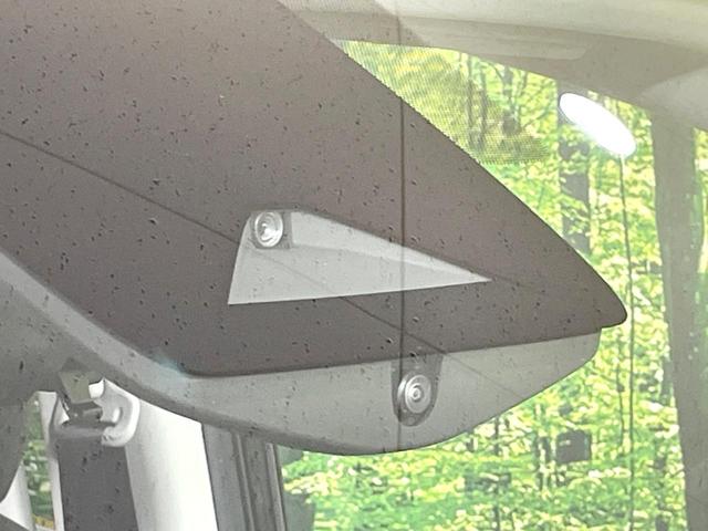 セレナ ｅ－パワー　ハイウェイスターＶ　登録済未使用車　両側電動スライドドア　純正１２型ナビ　全周囲カメラ　デジタルインナーミラー　衝突軽減　ドラレコ　ＬＥＤヘッド　ＥＴＣ２．０　純正１６インチアルミ　オートハイビーム　車線逸脱警報（5枚目）