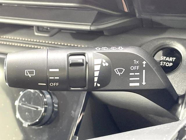 セレナ ｅ－パワー　ハイウェイスターＶ　登録済未使用車　両側電動スライドドア　純正１２型ナビ　全周囲カメラ　デジタルインナーミラー　衝突軽減　ドラレコ　ＬＥＤヘッド　ＥＴＣ２．０　純正１６インチアルミ　オートハイビーム　車線逸脱警報（26枚目）