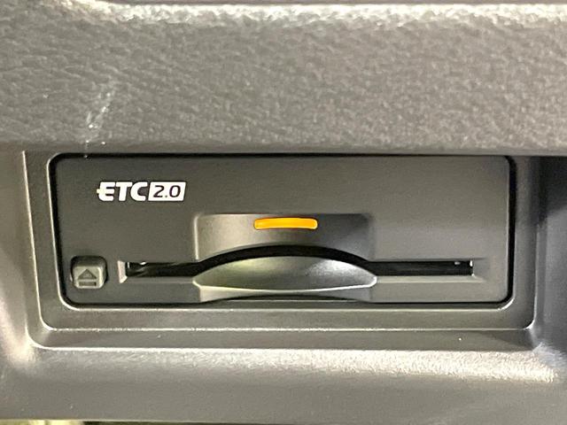 セレナ ｅ－パワー　ハイウェイスターＶ　登録済未使用車　両側電動スライドドア　全周囲カメラ　衝突軽減　ドラレコ　コーナーセンサー　スマートキー　ＬＥＤヘッド　ＥＴＣ２．０　純正１６インチＡＷ　オートハイビーム　車線逸脱警報（7枚目）