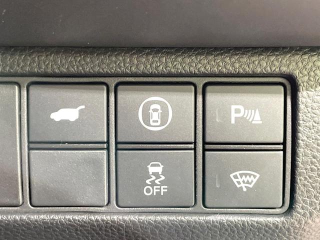 ヴェゼル ｅ：ＨＥＶ　Ｚ　純正９型ナビ　全周囲カメラ　衝突軽減　電動リアゲート　ハーフレザーシート　ドラレコ　コーナーセンサー　スマートキー　ＬＥＤヘッド　ＥＴＣ２．０　純正１８インチＡＷ　オートハイビーム（29枚目）