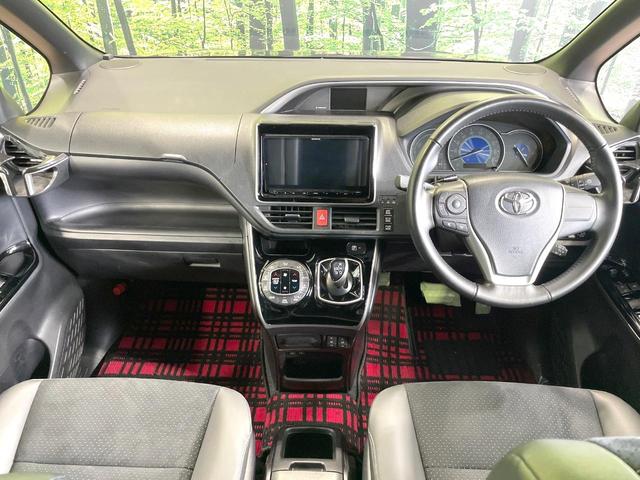 ヴォクシー ハイブリッドＺＳ　煌ＩＩＩ　禁煙車　トヨタセーフティーセンス　９型ナビ　バックカメラ　両側電動ドア　シートヒーター　ハーフレザーシート　ＬＥＤヘッド　クルコン　Ｂｌｕｅｔｏｏｔｈ　純正１６インチアルミ　クリアランスソナー（2枚目）