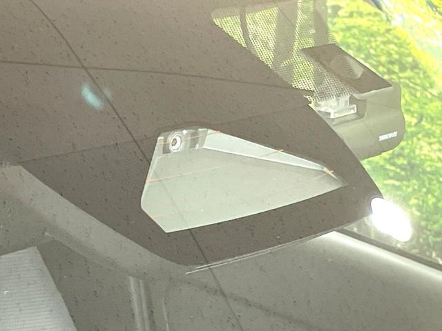 ヤリスクロス Ｇ　禁煙車　トヨタセーフティーセンス　純正８型ディスプレイオーディオ　バックカメラ　レーダークルーズ　純正１６インチアルミ　オートハイビーム　クリアランスソナー　Ｂｌｕｅｔｏｏｔｈ　ＨＤＭＩ（3枚目）