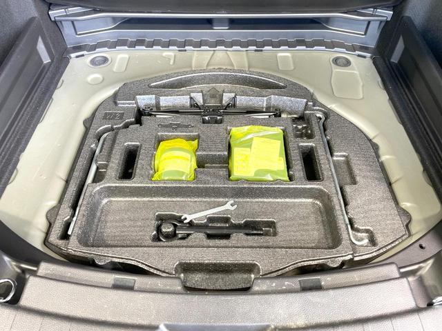 カローラツーリング ダブルバイビー　禁煙車　トヨタセーフティーセンス　純正９型ナビ　バックカメラ　レーダークルーズ　ハーフレザーシート　純正１７インチアルミ　ＬＥＤヘッド　オートマチックハイビーム　ＥＴＣ　ドラレコ（48枚目）