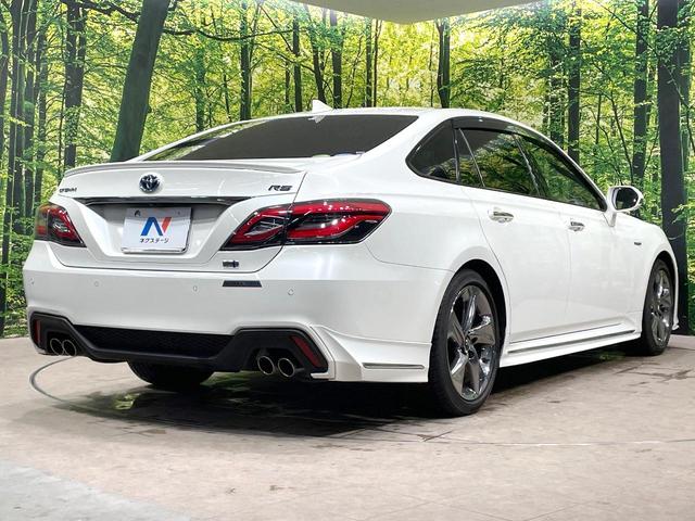 クラウンハイブリッド ＲＳアドバンス　禁煙車　トヨタセーフティーセンス　純正８型ナビ　バックカメラ　ブラインドスポットモニター　シートヒーター　ハーフレザーシート　３眼ＬＥＤ　シーケンシャルターンランプ　スーパーライブ（17枚目）