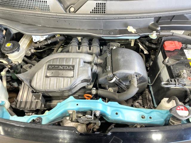 Ｎ－ＯＮＥ Ｇ　禁煙車　純正ＨＤＤナビ　バックカメラ　スマートキー　オートエアコン　ステアリングスイッチ　ＣＤ　ＤＶＤ再生　地デジ　プライバシーガラス　盗難防止装置（18枚目）