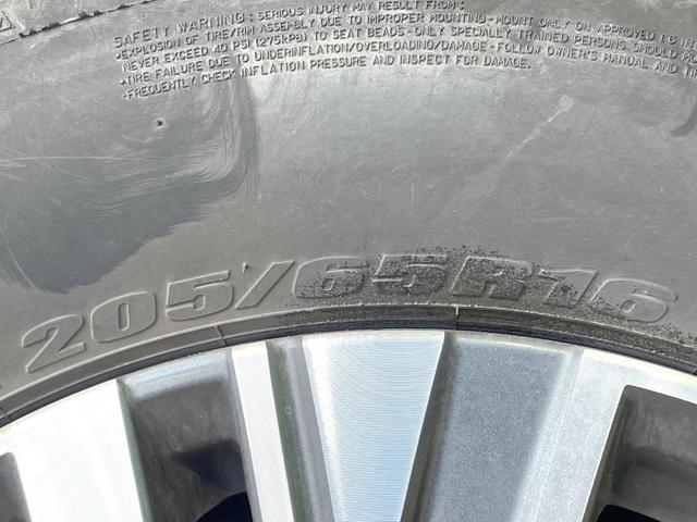 セレナ ハイウェイスターV 禁煙車 インテリジェントエマージェンシーブレーキ メーカー12型ナビ 全周囲カメラ 両側電動ドア デジタルインナーミラー プロパイロット ブラインドスポットモニター ETC LEDヘッド(21枚目)