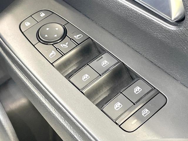 セレナ ハイウェイスターV 禁煙車 インテリジェントエマージェンシーブレーキ メーカー12型ナビ 全周囲カメラ 両側電動ドア デジタルインナーミラー プロパイロット ブラインドスポットモニター ETC LEDヘッド(24枚目)