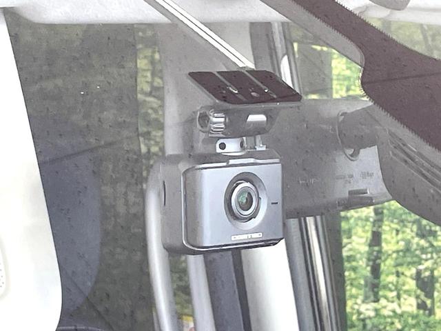 セレナ ハイウェイスター　プロパイロットエディション　禁煙車　エマージェンシーブレーキ　純正９型ナビ　フリップダウンモニター　バックカメラ　プロパイロット　両側電動ドア　ＬＥＤヘッド　電動パーキング　純正１６インチアルミ　ＥＴＣ（59枚目）