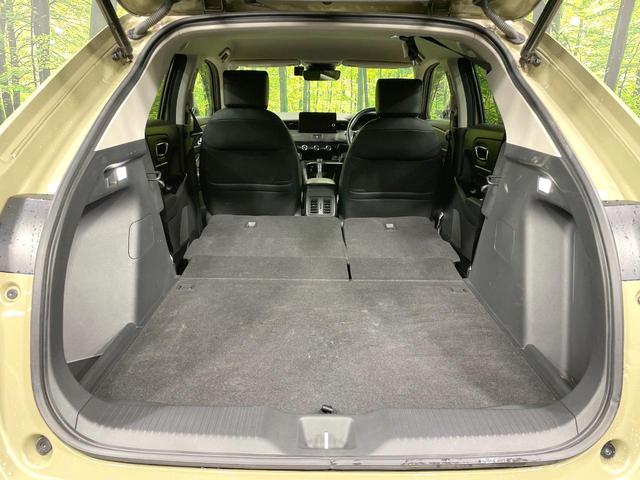 ヴェゼル ｅ：ＨＥＶ　Ｚ　禁煙車　ホンダセンシング　純正９型ナビ　バックカメラ　電動リアゲート　シートヒーター　ハーフレザーシート　アダプティブクルーズ　ＬＥＤヘッド　シーケンシャルターンランプ　ＥＴＣ（10枚目）
