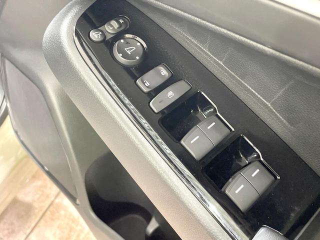 ヴェゼル ｅ：ＨＥＶ　Ｚ　禁煙車　ホンダセンシング　純正９型ナビ　バックカメラ　電動リアゲート　シートヒーター　ハーフレザーシート　アダプティブクルーズ　ＬＥＤヘッド　シーケンシャルターンランプ　ＥＴＣ（36枚目）