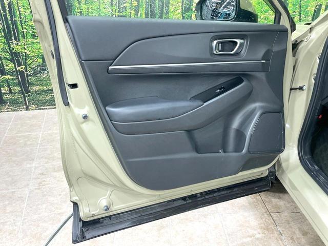 ヴェゼル ｅ：ＨＥＶ　Ｚ　禁煙車　ホンダセンシング　純正９型ナビ　バックカメラ　電動リアゲート　シートヒーター　ハーフレザーシート　アダプティブクルーズ　ＬＥＤヘッド　シーケンシャルターンランプ　ＥＴＣ（53枚目）