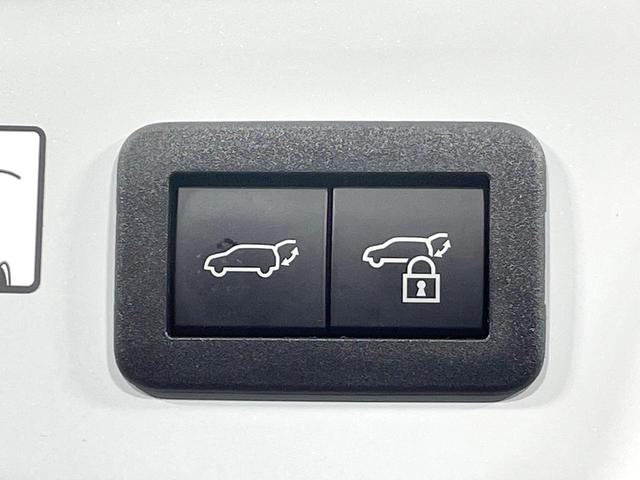 プリウス Ｚ　禁煙車　パノラマルーフ　トヨタセーフティーセンス　純正１２．３型ナビ　全周囲カメラ　シートベンチレーション　革シート　ブラインドスポットモニター　ステアリングヒーター　デジタルインナーミラー（59枚目）