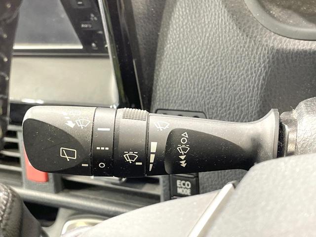 ヴォクシー ＺＳ　煌　純正ナビ　両側電動スライドドア　バックカメラ　スマートキー　ＬＥＤヘッド　ＥＴＣ　純正１６インチＡＷ　オートライト　デュアルエアコン　Ｂｌｕｅｔｏｏｔｈ　ＣＤ　ＤＶＤ再生　地デジ　ＬＥＤフォグ（29枚目）