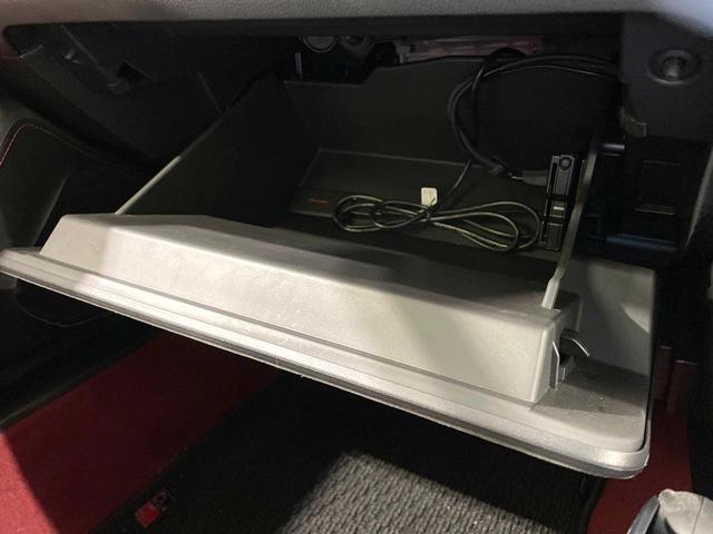 ＧＲ８６ ＲＺ　６ＭＴ車　ディスプレイオーディオ　バックカメラ　衝突軽減　ハーフレザーシート　ドラレコ　スマートキー　ＬＥＤヘッド　ＥＴＣ　クルコン　純正１８インチＡＷ　オートハイビーム　オートライト（35枚目）