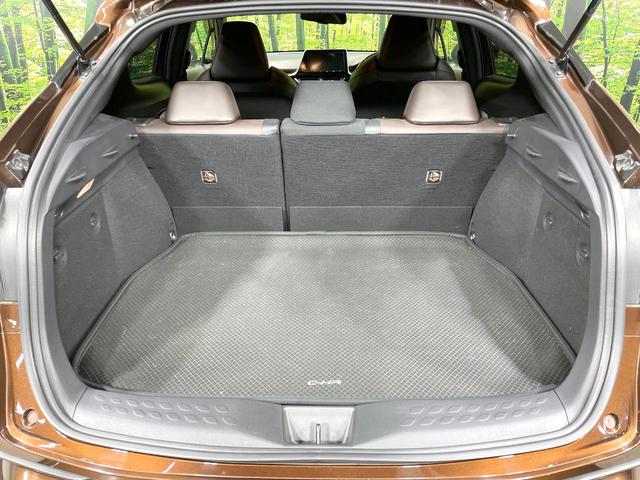 Ｃ－ＨＲ Ｇ　純正ナビ　バックカメラ　衝突軽減　ハーフレザーシート　ドラレコ　コーナーセンサー　スマートキー　ＬＥＤヘッド　ビルトインＥＴＣ　純正１８インチＡＷ　シートヒーター（10枚目）