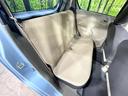 後部座席も気になるようなキズ・汚れやへたり等、大きなダメージはなく、良好な状態です。