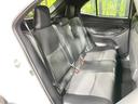 後部座席も気になるようなキズ・汚れやへたり等、大きなダメージはなく、良好な状態です。