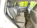 後部座席も気になるようなキズ・汚れやへたり等、大きなダメージはなく、良好な状態です。