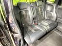 後部座席も気になるようなキズ・汚れやへたり等、大きなダメージはなく、良好な状態です。