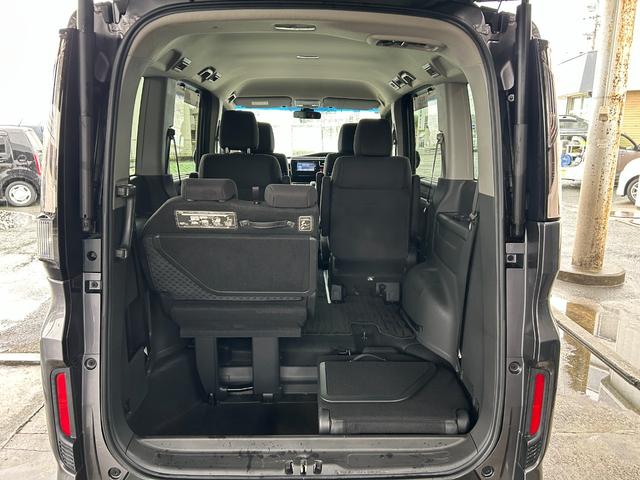 ステップワゴンスパーダ スパーダハイブリッドGホンダセンシング 1年保証・ワンオーナー・両側電動スライドドア・ホンダ純正ナビ・ETC・ホンダセンシング(18枚目)