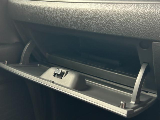 N-BOXカスタム Lターボ 1年保証・ワンオーナー・禁煙車・ホンダ純正ナビ・両側電動スライドドア・シートヒーター(43枚目)