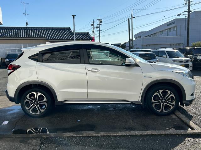 ヴェゼル ＨＶＸ・ホンダセンシングブリリアントスタイルＥＤ　ワンオーナー・禁煙車・純正ナビ・ＥＴＣ・自動防眩ミラー（7枚目）