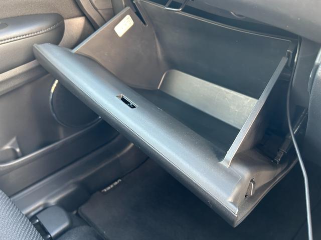 ヴェゼル ＨＶＸ・ホンダセンシングブリリアントスタイルＥＤ　ワンオーナー・禁煙車・純正ナビ・ＥＴＣ・自動防眩ミラー（33枚目）