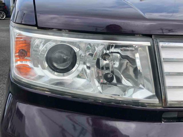 ワゴンＲ スティングレーＸ　バックカメラ　ナビ　ＴＶ　ＨＩＤ　スマートキー　電動格納ミラー　ベンチシート　ＡＴ　盗難防止システム　ＡＢＳ　アルミホイール　衝突安全ボディ　エアコン　パワーステアリング　パワーウィンドウ（17枚目）